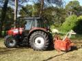 Broyage forestier avec tracteur pour débroussaillage anti-incendie